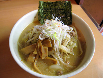 野菜たっぷり北海道味噌ラーメン 1,000円