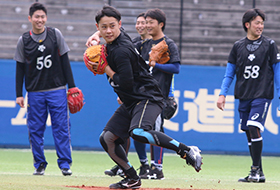 新人合同自主トレーニングがスタート!! - 千葉ロッテマリーンズ