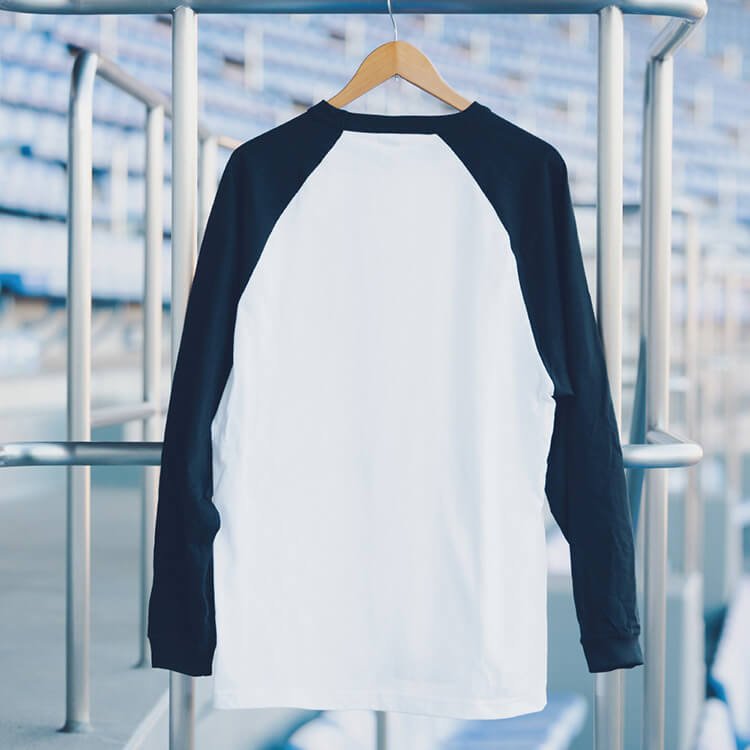 長袖Tシャツ(ラグラン)ホワイト×ブラック