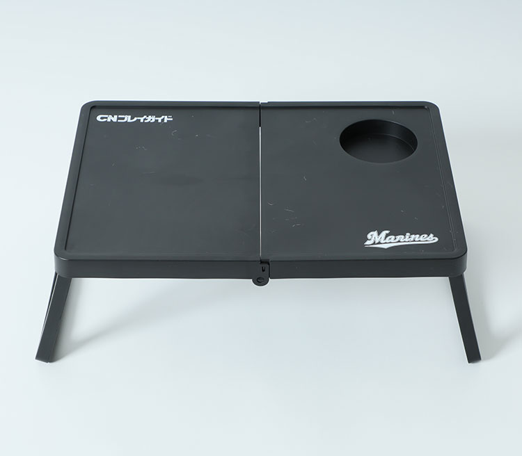 折りたたみテーブル