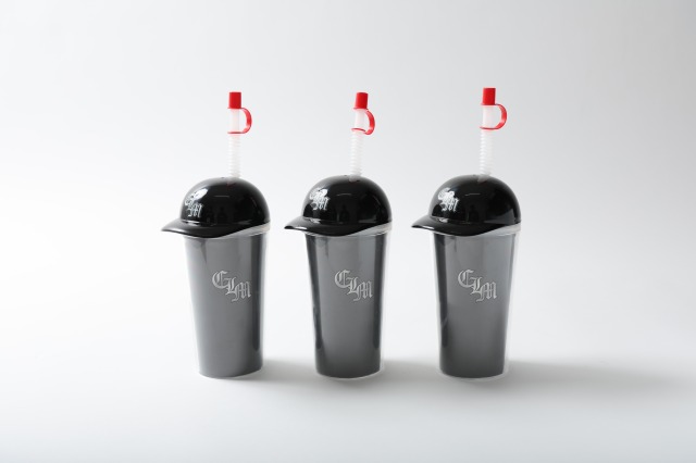 ユニホームデザインのスーベニアカップ