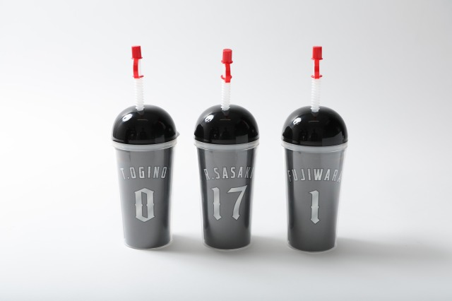 ユニホームデザインのスーベニアカップ