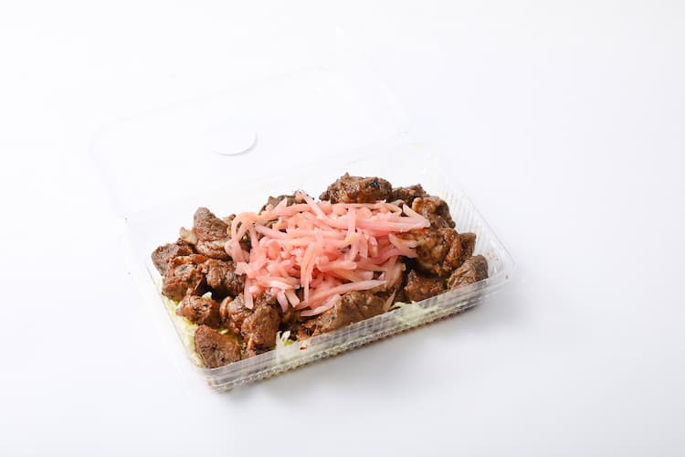 岩下の新生姜のせサイコロステーキ