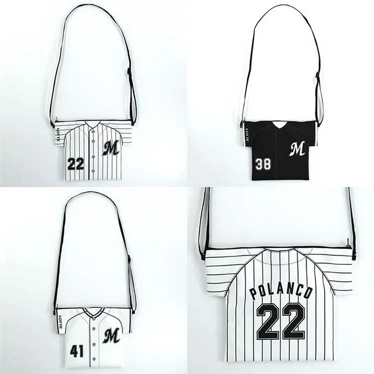 ユニホーム型サコッシュ