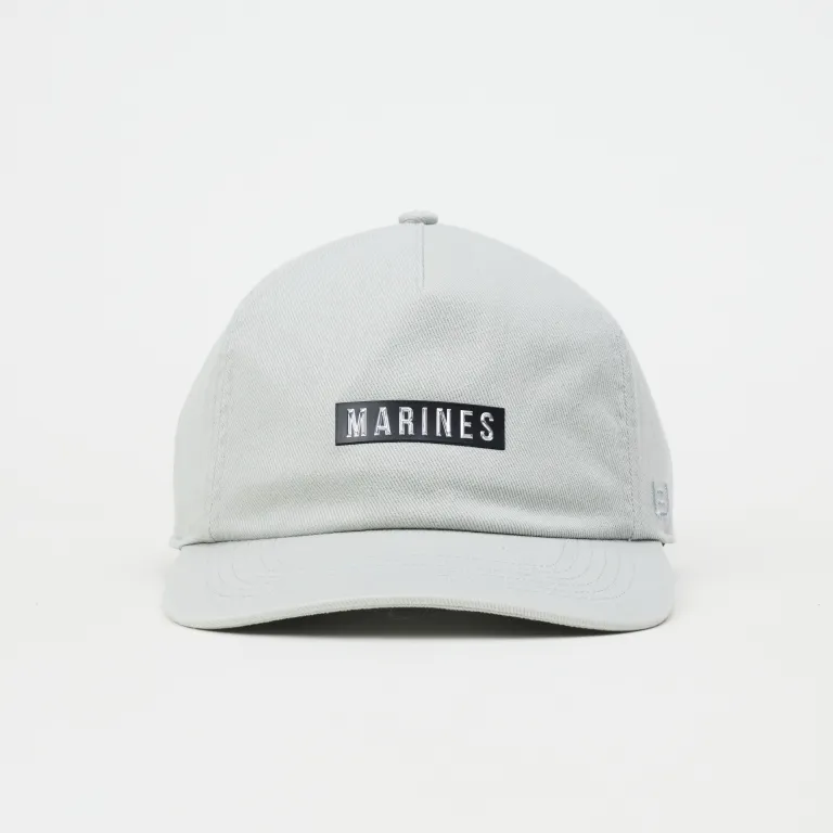 Marines B-Union Metallic Box Logo Pennant Gray