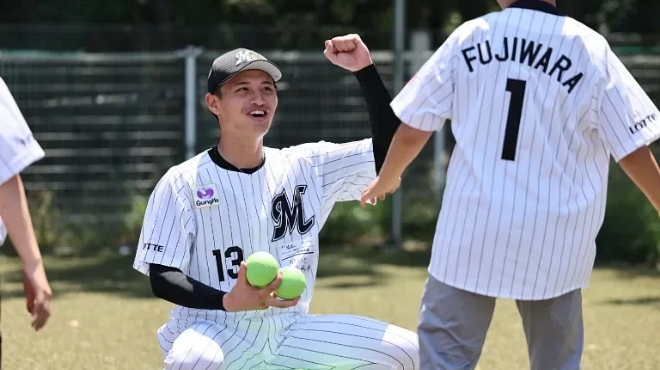 選手と交流する参加者